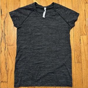 Lululemon Swiftly Tech Short Seeve